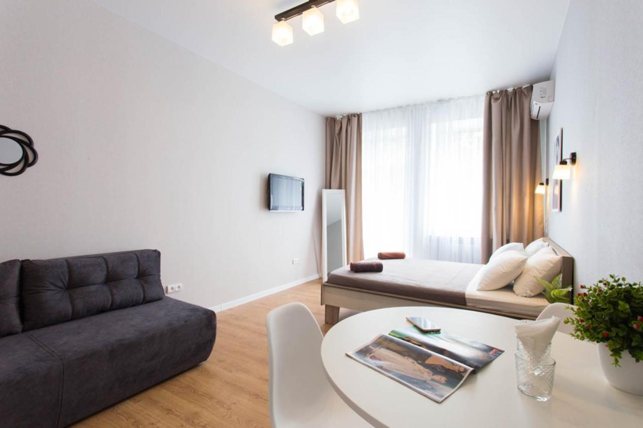 Modern studio beside metro Pushkinska, Universytet - Chernyshevska str. 95-7 Charkiv Exteriör bild