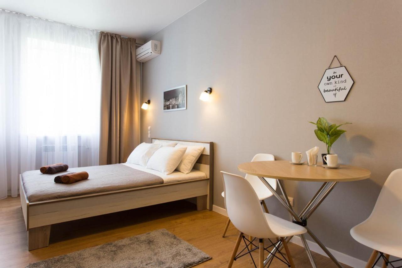 Modern studio beside metro Pushkinska, Universytet - Chernyshevska str. 95-7 Charkiv Exteriör bild