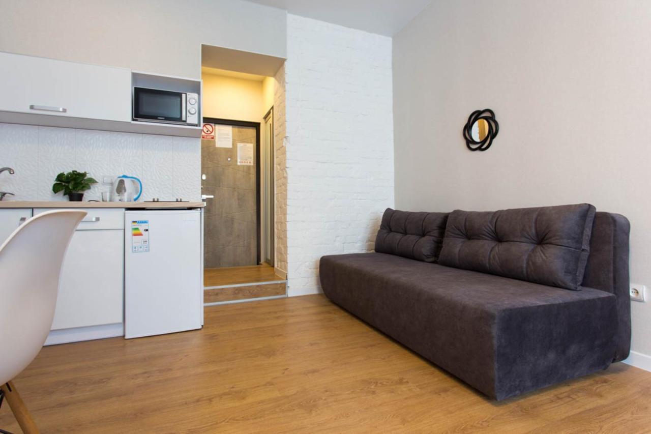 Modern studio beside metro Pushkinska, Universytet - Chernyshevska str. 95-7 Charkiv Exteriör bild