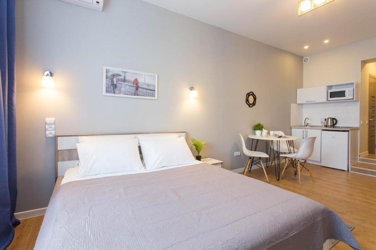 Modern studio beside metro Pushkinska, Universytet - Chernyshevska str. 95-7 Charkiv Exteriör bild