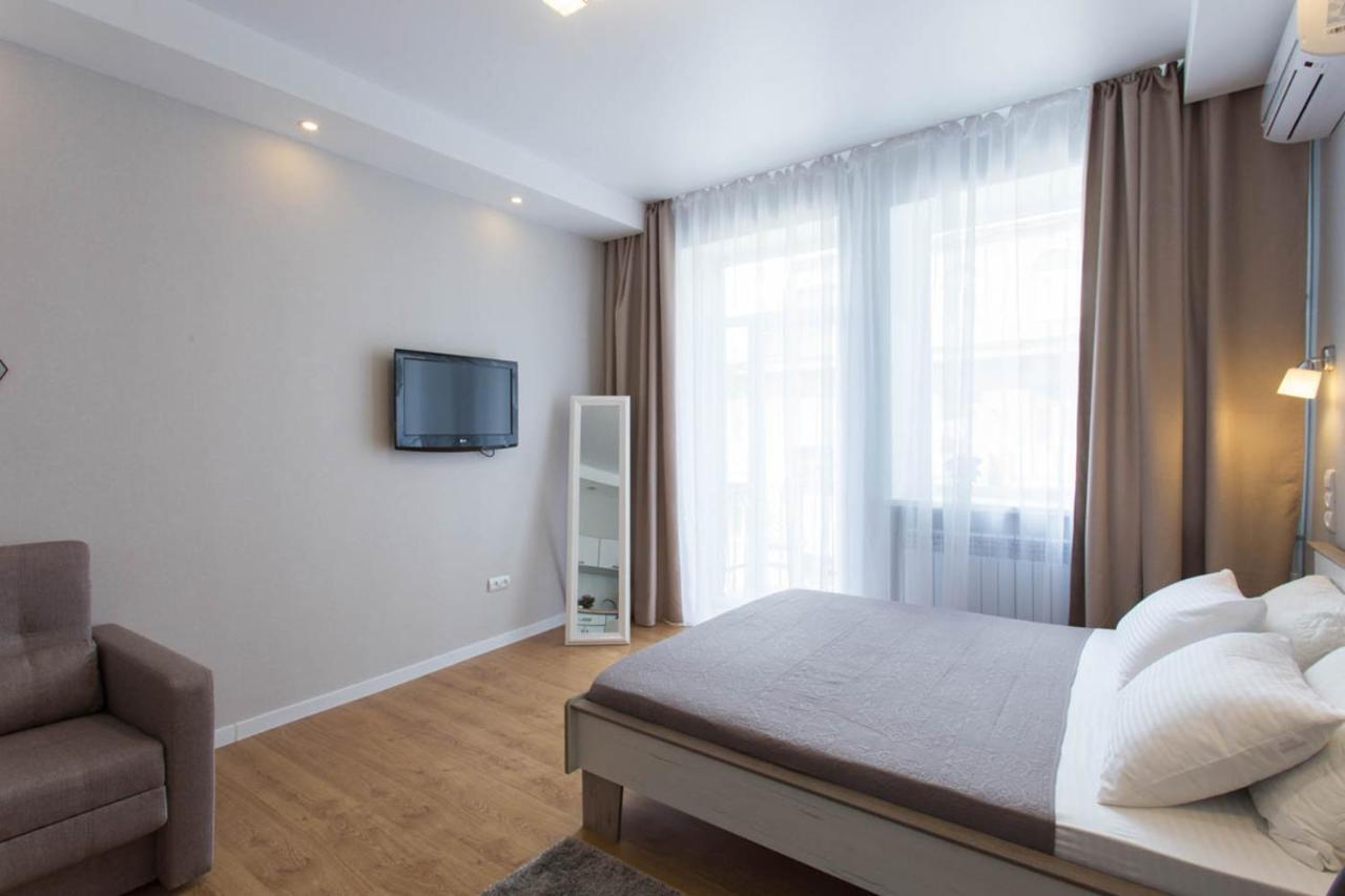 Modern studio beside metro Pushkinska, Universytet - Chernyshevska str. 95-7 Charkiv Exteriör bild