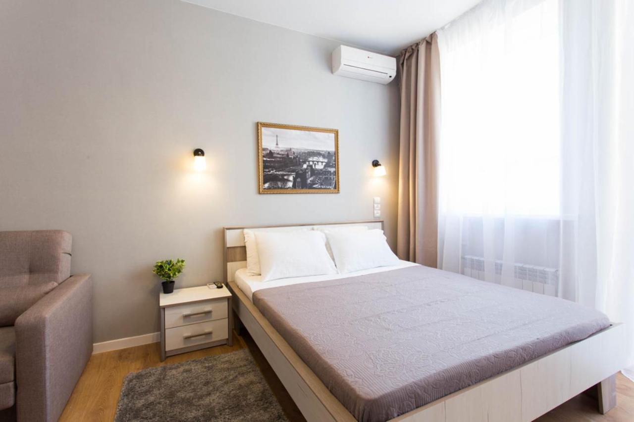 Modern studio beside metro Pushkinska, Universytet - Chernyshevska str. 95-7 Charkiv Exteriör bild