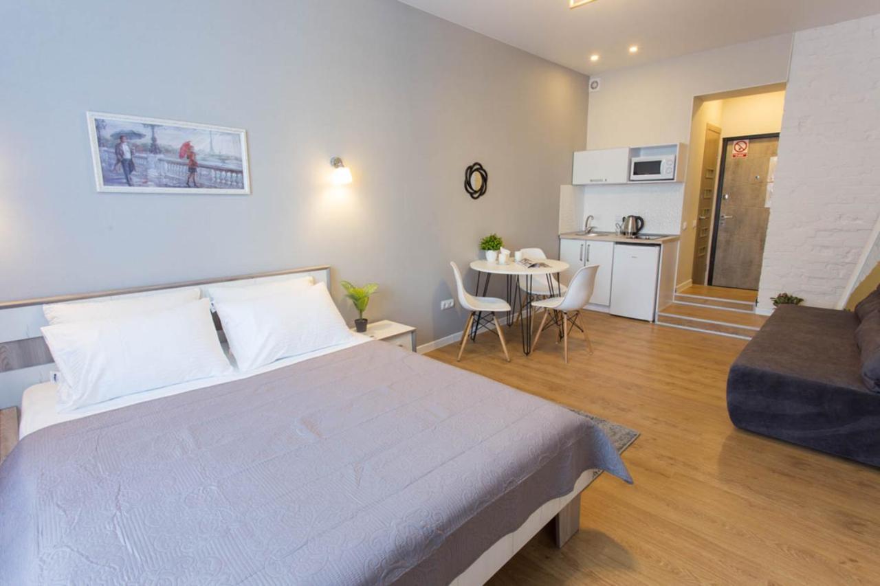 Modern studio beside metro Pushkinska, Universytet - Chernyshevska str. 95-7 Charkiv Exteriör bild