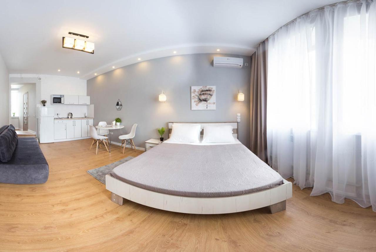 Modern studio beside metro Pushkinska, Universytet - Chernyshevska str. 95-7 Charkiv Exteriör bild