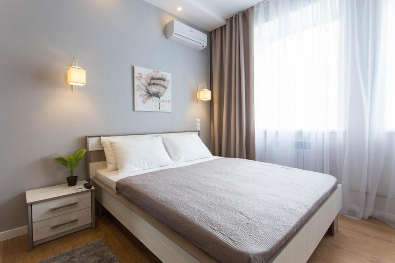 Modern studio beside metro Pushkinska, Universytet - Chernyshevska str. 95-7 Charkiv Exteriör bild