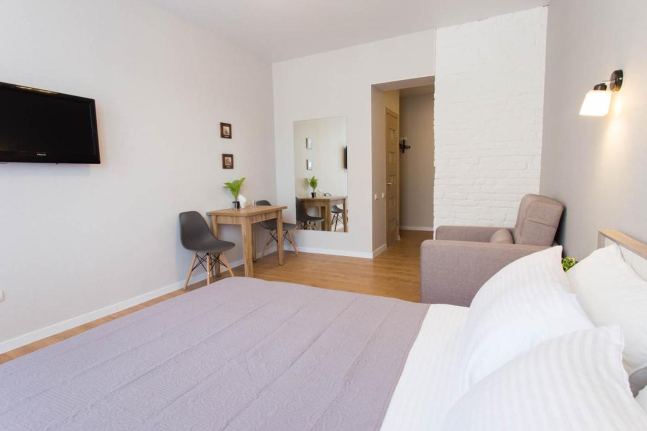 Modern studio beside metro Pushkinska, Universytet - Chernyshevska str. 95-7 Charkiv Exteriör bild