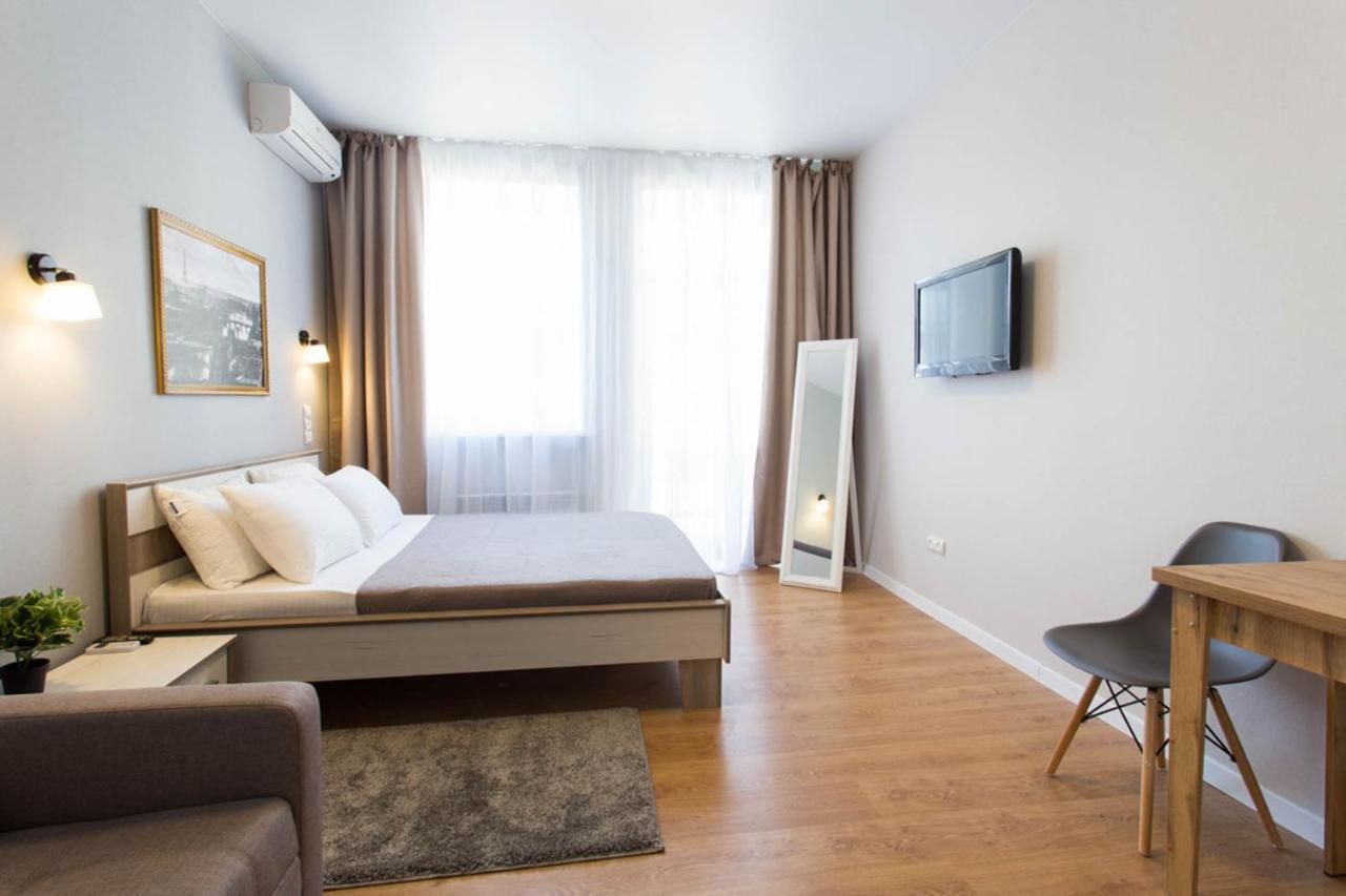 Modern studio beside metro Pushkinska, Universytet - Chernyshevska str. 95-7 Charkiv Exteriör bild