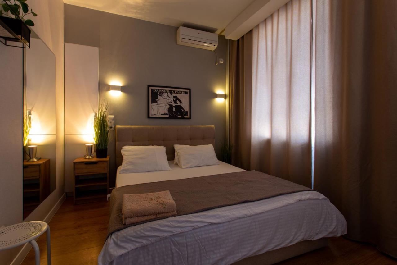 Modern studio beside metro Pushkinska, Universytet - Chernyshevska str. 95-7 Charkiv Exteriör bild
