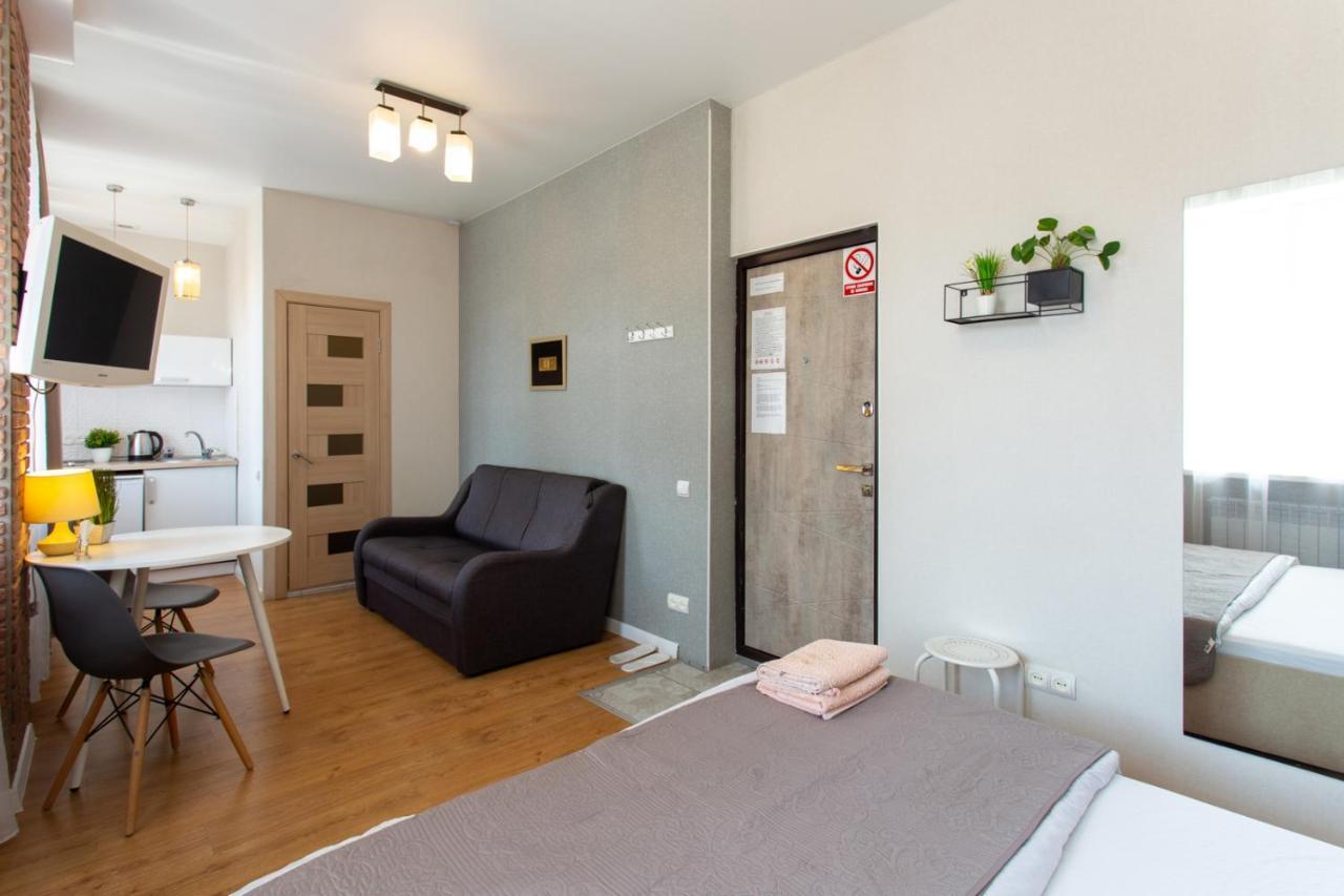 Modern studio beside metro Pushkinska, Universytet - Chernyshevska str. 95-7 Charkiv Exteriör bild