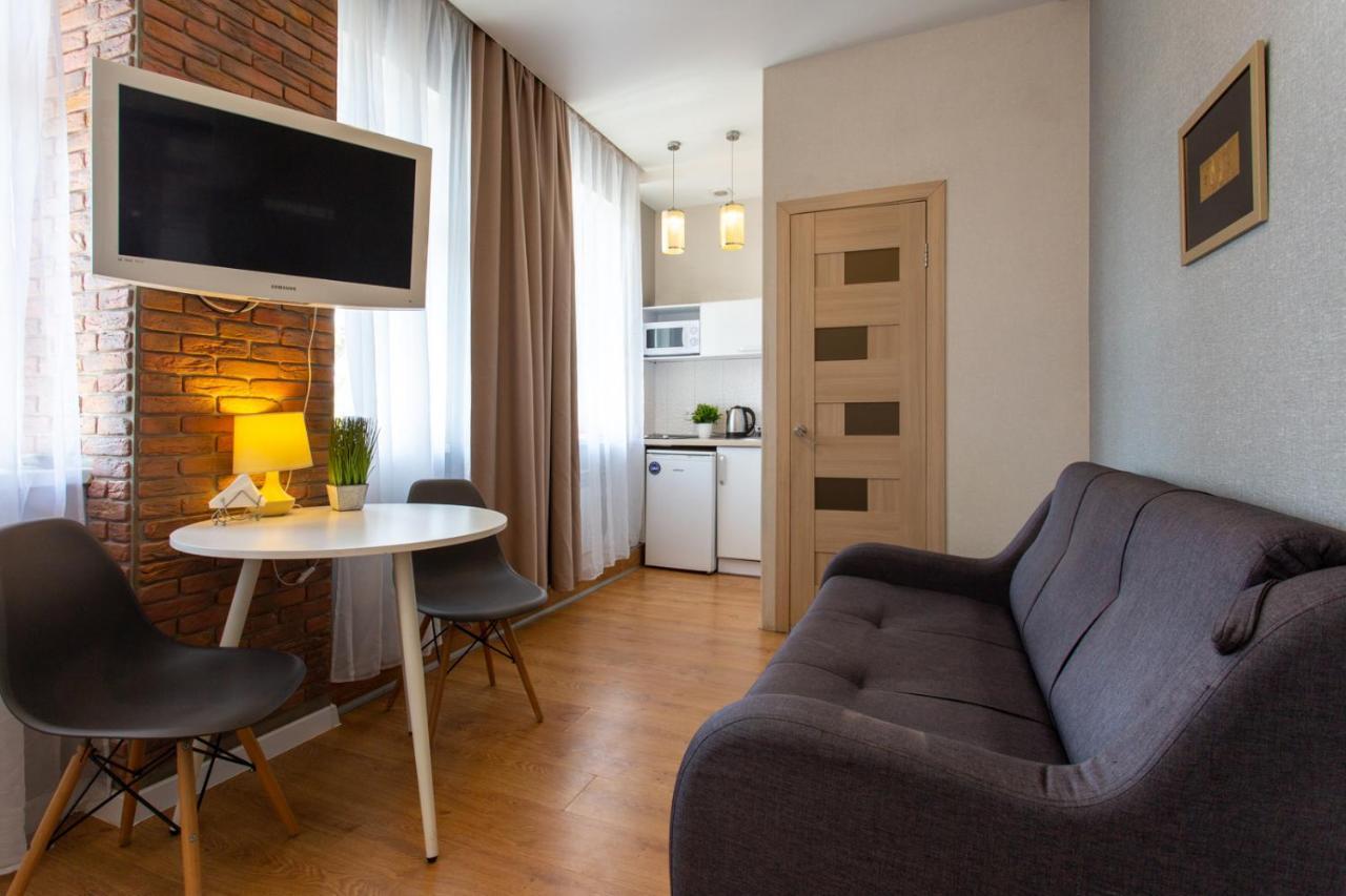 Modern studio beside metro Pushkinska, Universytet - Chernyshevska str. 95-7 Charkiv Exteriör bild