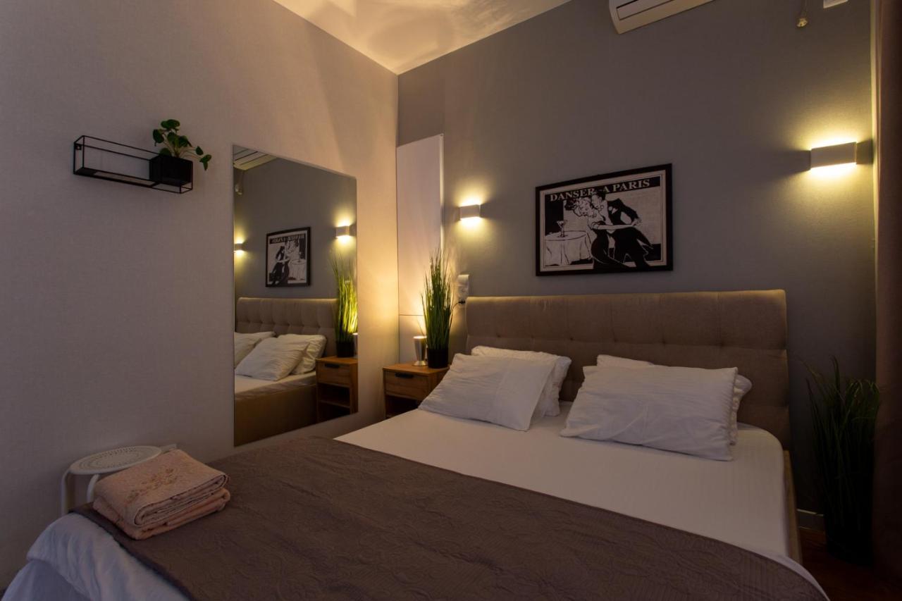 Modern studio beside metro Pushkinska, Universytet - Chernyshevska str. 95-7 Charkiv Exteriör bild